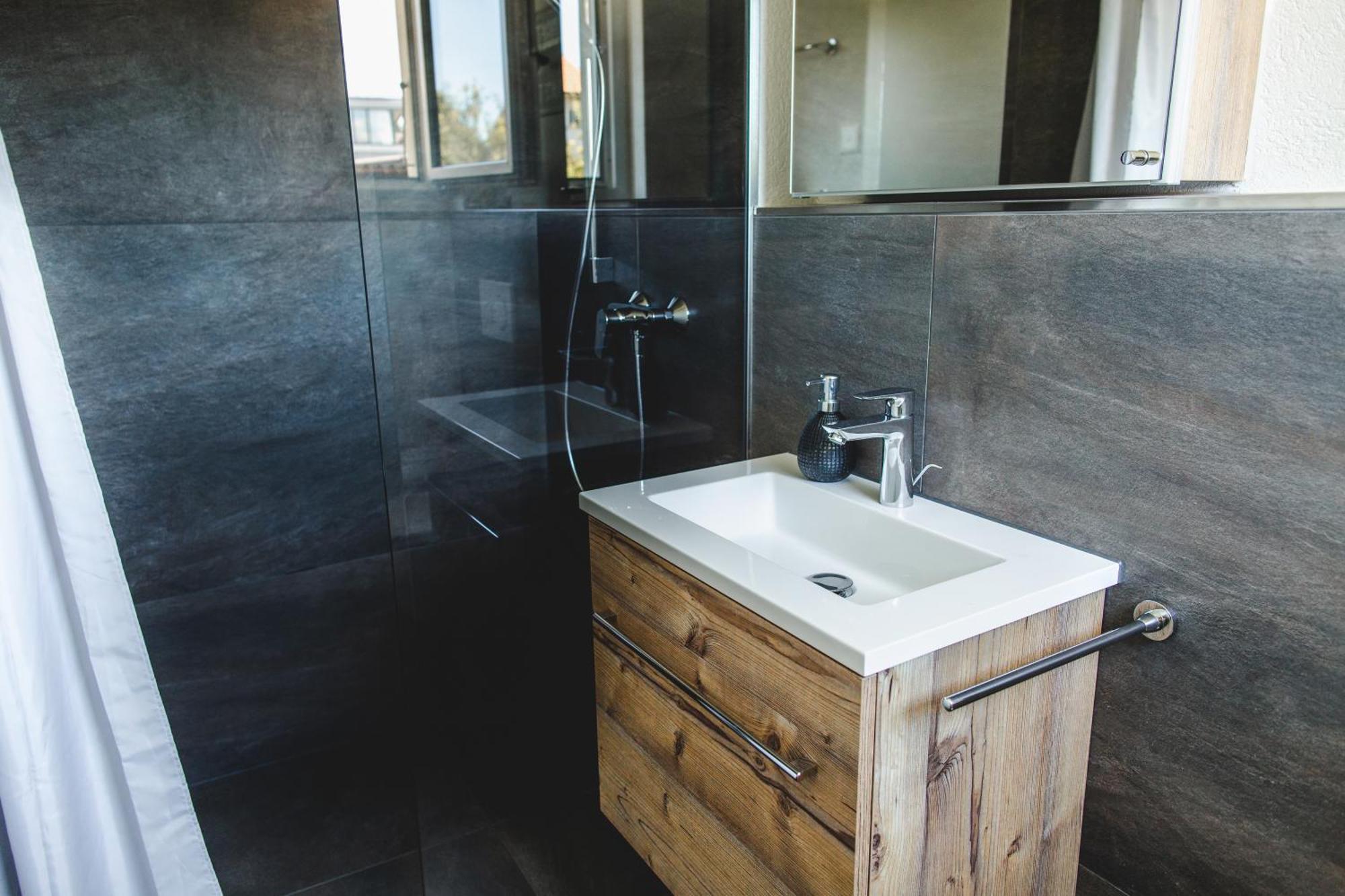 Natalies Hideaway Apartment Thun Bagian luar foto